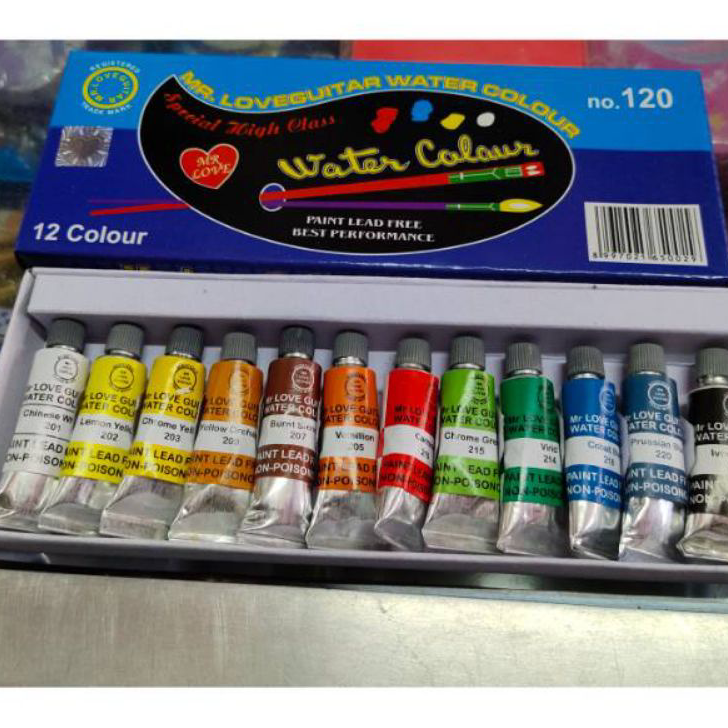 

Stock Banyak cat air 120