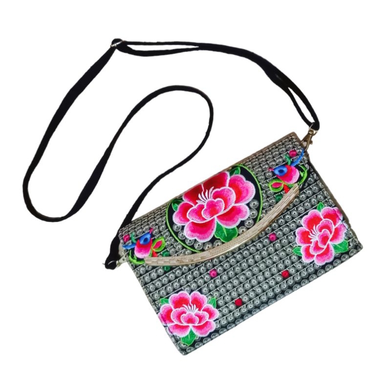 sling bag wanita bkk/ sling bag bkk murah/ sling bag wanita murah/ tas selempang wanita murah/ tas w