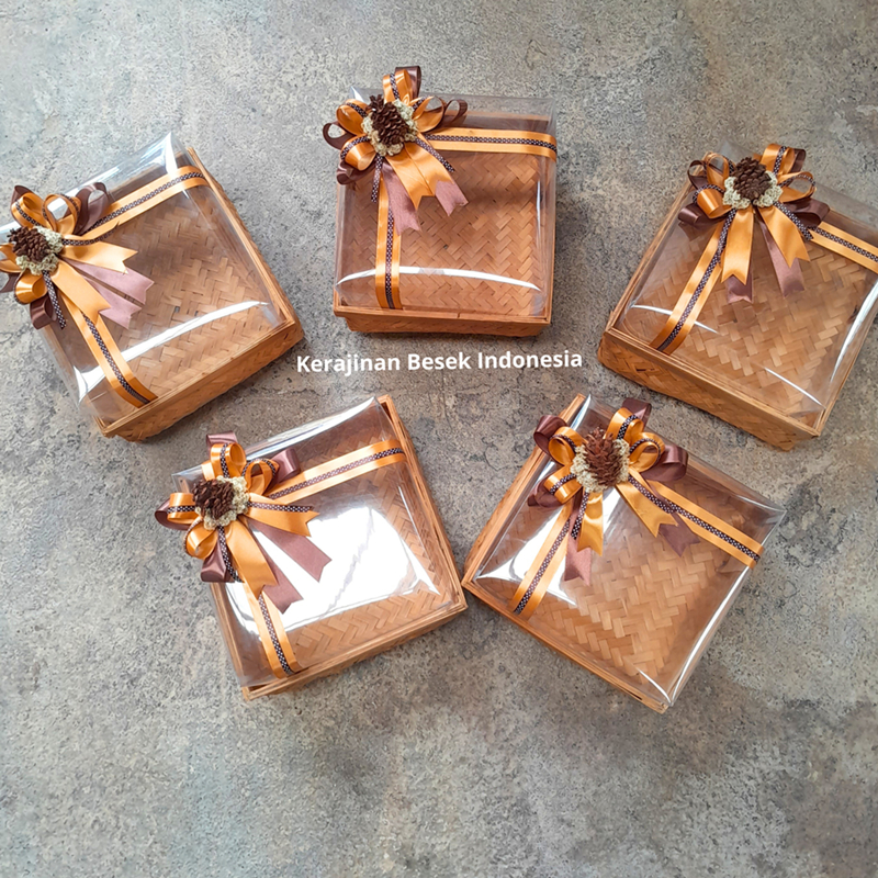 BOX HAMPERS / HANTARAN Besek Wengku Mika Hias Pita Spesial Kotak Hantaran Murah Parsel Box Nasi Topl