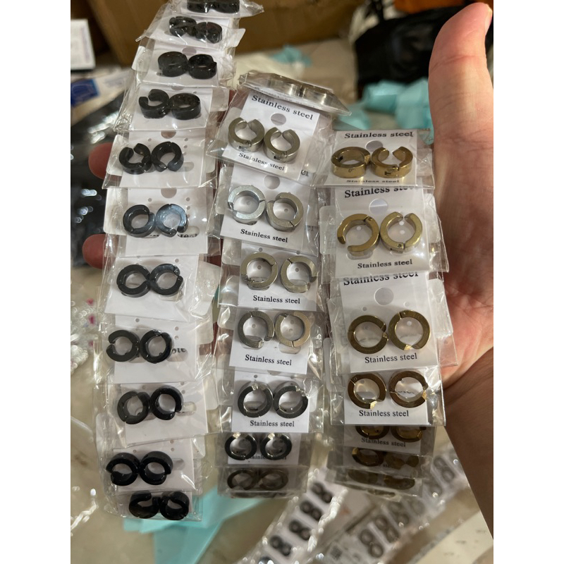 Anting Jepit Pria Wanita Korea Sepasang Warna Hitam Anting Gaya tindik & Tanpa Tindik / anting jepit