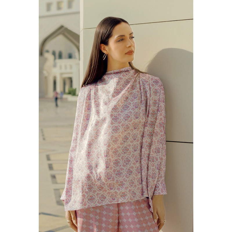 NEW SET BENANG JARUM FESTIVE DRAPERY BLOUSE & BJ FESTIVE PANTS - PEACH