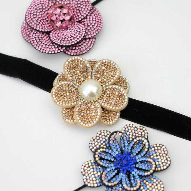 SHINY COLORFUL FLOWER CHOKER - Rhinestone Crystal Flower Choker Necklace
