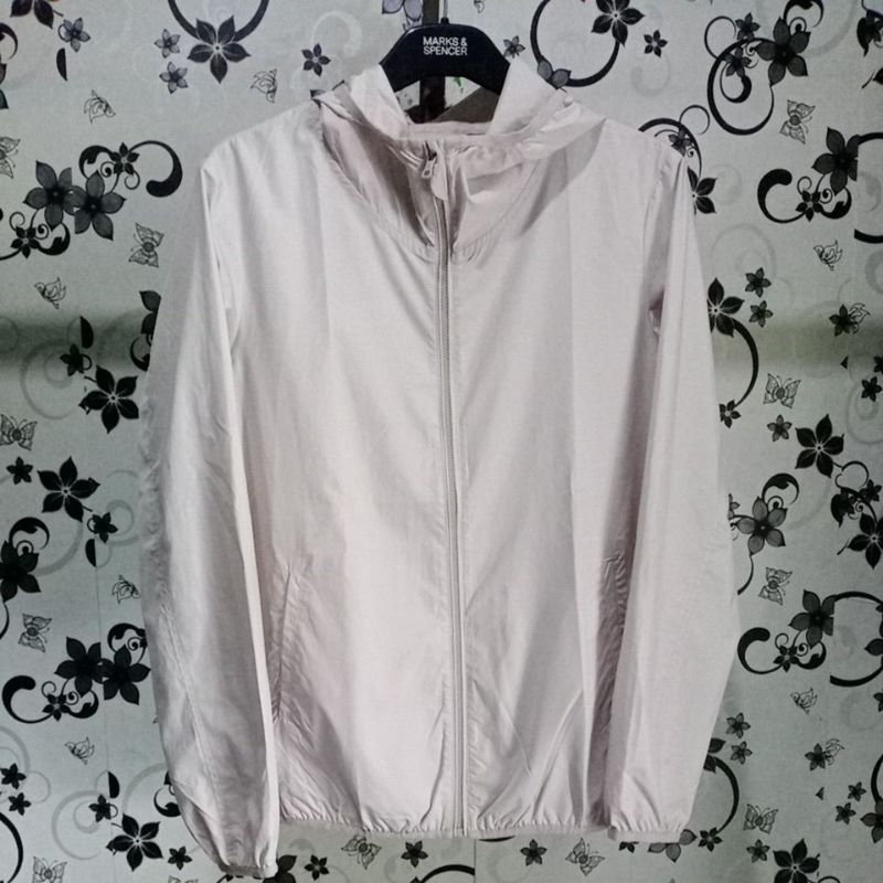 Jaket UNIQLO Original Running jaket Olahraga