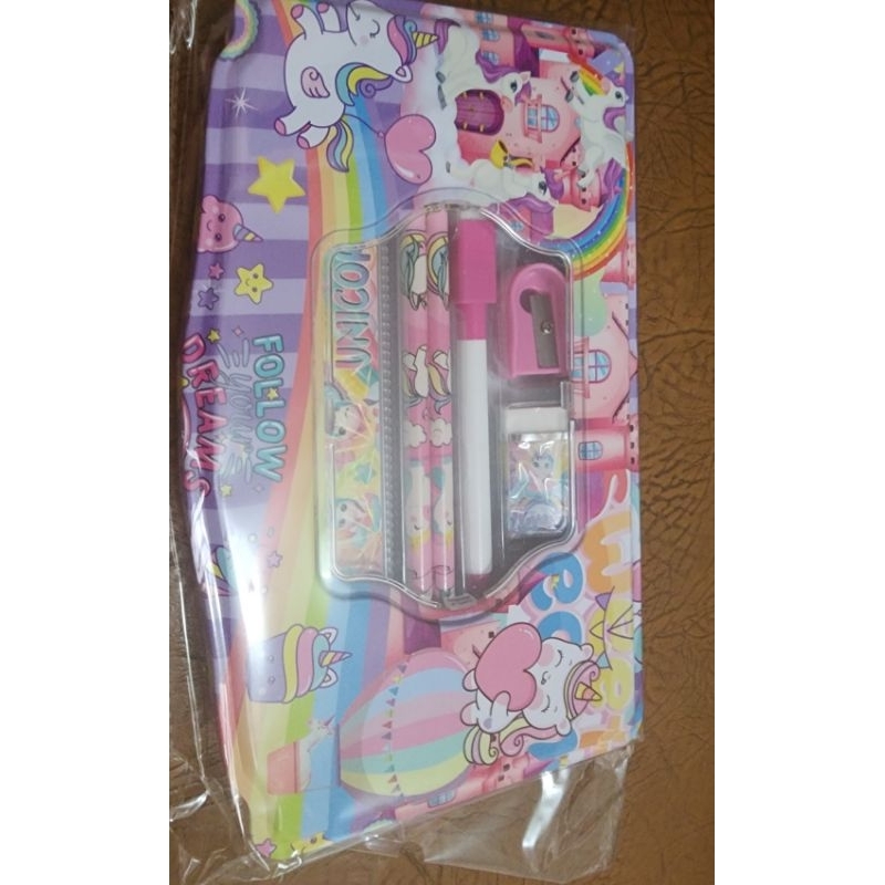 

kotak pensil unicorn