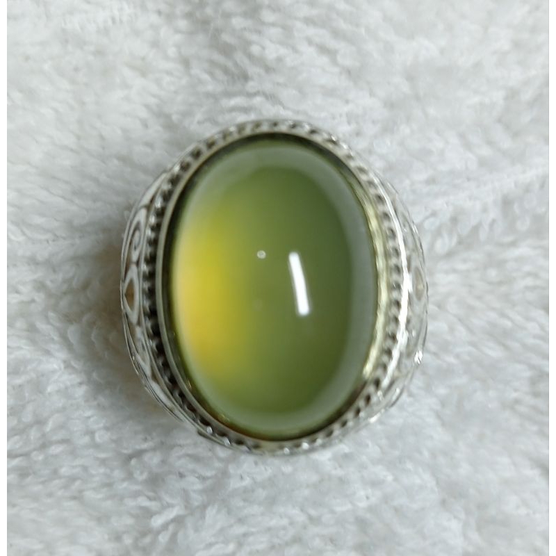 Natural Idocrase Giok Aceh Bio Solar Neon