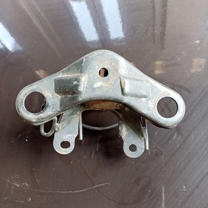 dudukan pangkon stang breket kupu kupu segitiga atas Yamaha X1r x1R jupiter mx thailand Original