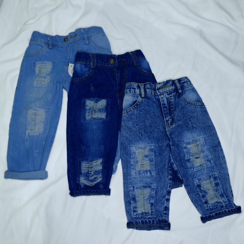 Foto celana jeans sobek anak perempuan / ASH RIPPED JEANS