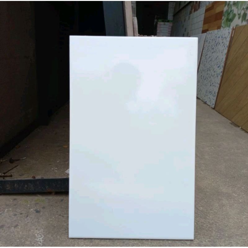 keramik dinding 25x40 putih polos mulia accura