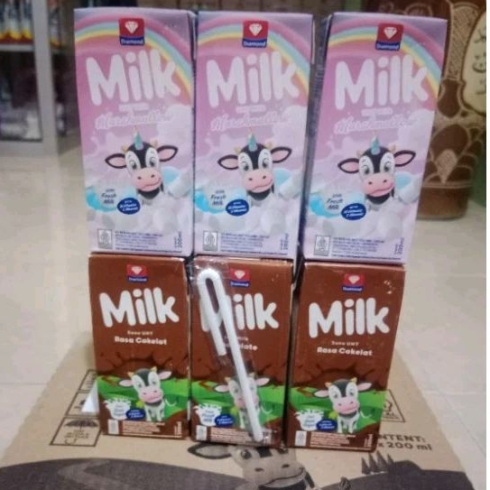 

susu UHT diamond 200ML Rasa masmellow dan coklat