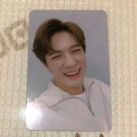 Jeno dreamshow 2 ds eye smile eyesmile photocard nct dream senyum tihol soundwave gym alucard