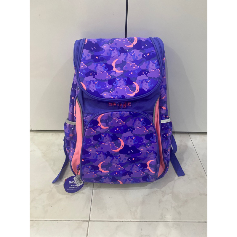 Tas ransel anak smiggle. access backpack with reflective trims. seek reflect access backpack. (unico