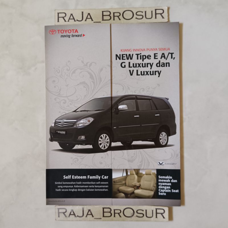 Poster brosur katalog iklan leaflet Toyota Kijang Innova 2010