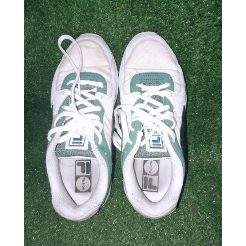 SEPATU FILA FUSION second hand