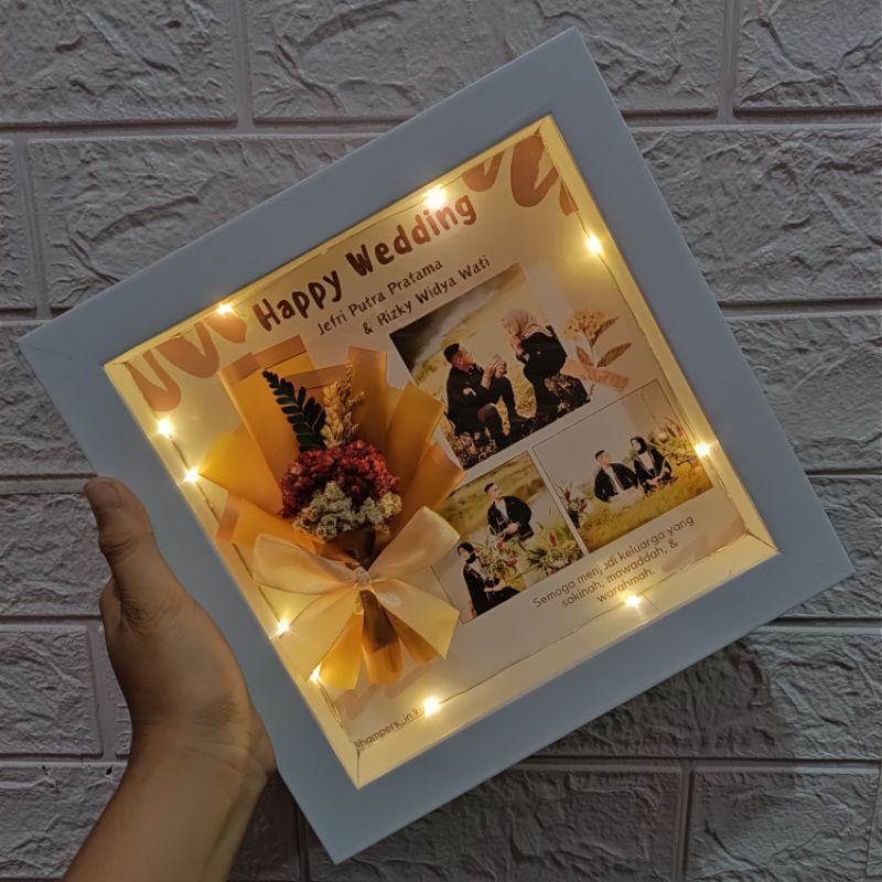 Frame 3D Flower In Frame Custom Hari Guru / Ulang Tahun / Wisuda / Wedding / Nikah Kado Hampers Gift