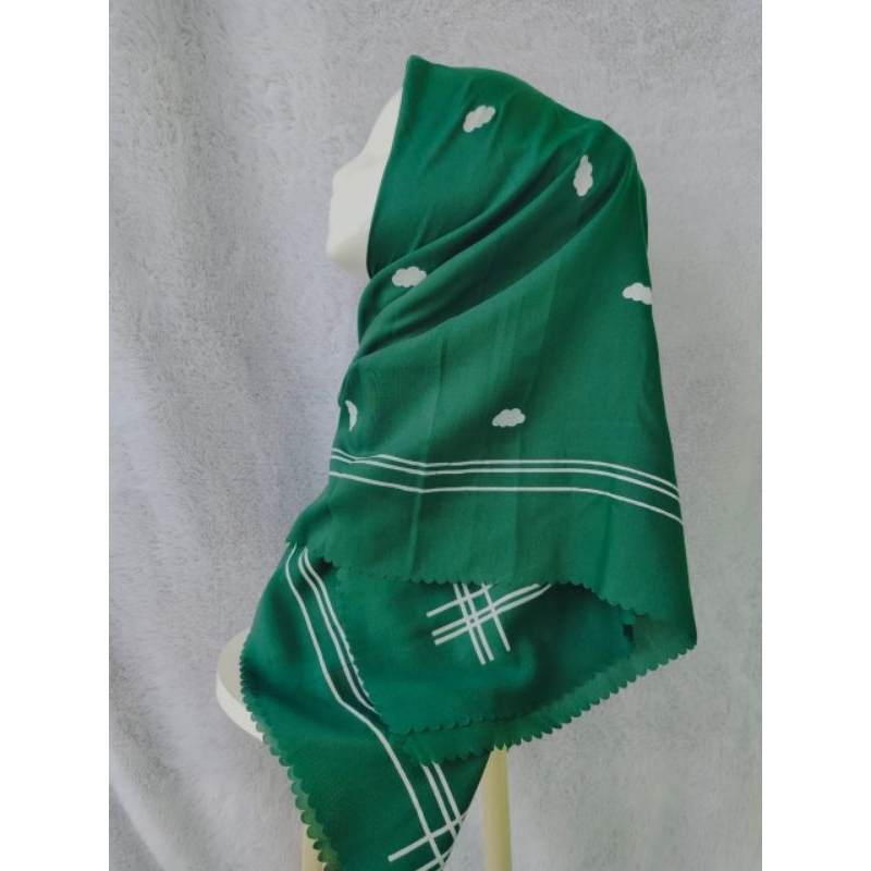 Hijab Segiempat Voal Premium Lasercut Motif Hijau Army