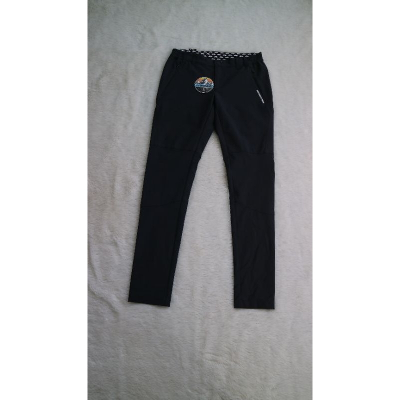 CELANA GUNUNG QUICK DRY STRECH MLIMITED