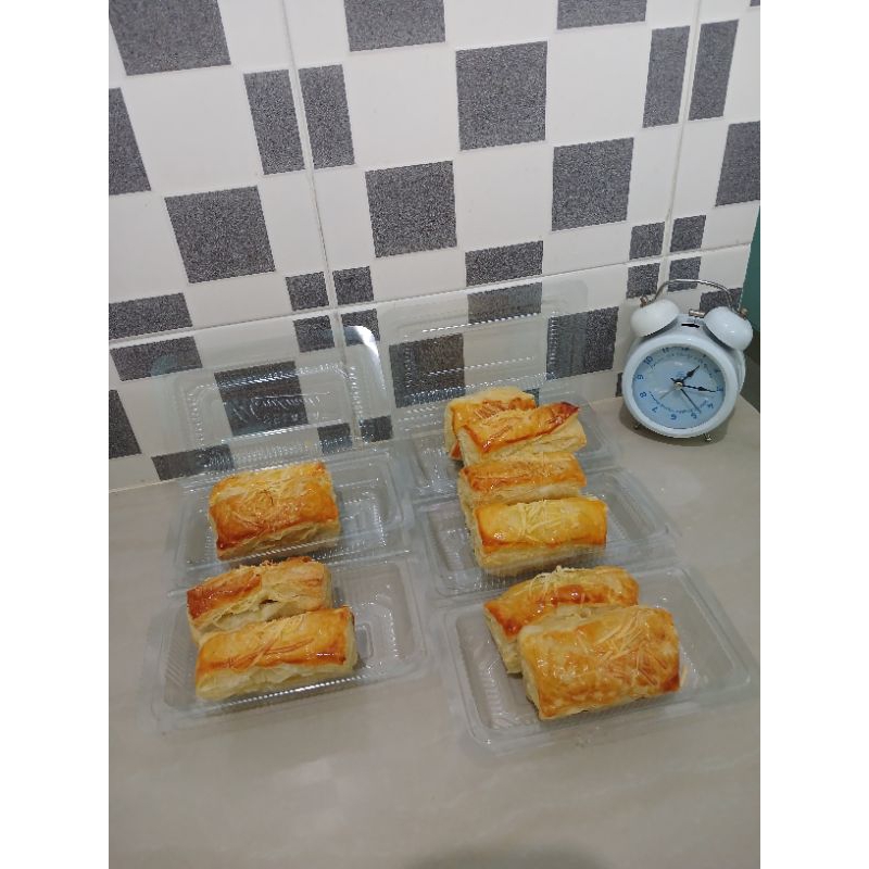 

pastry coklat keju