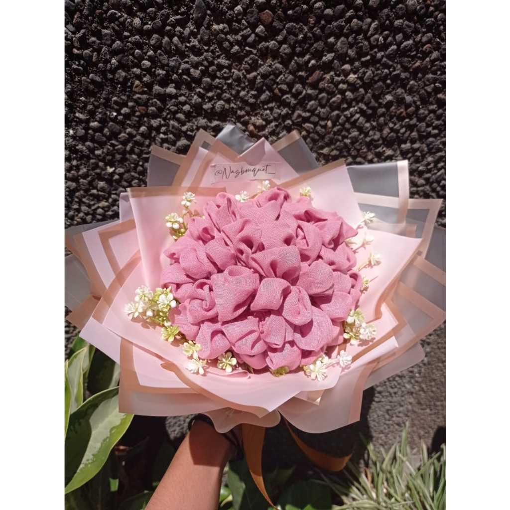 BUKET HIJAB / BUKET HIJAB KADO WISUDA, ULANG TAHUN (HIJAB SEGIEMPAT VOAL)