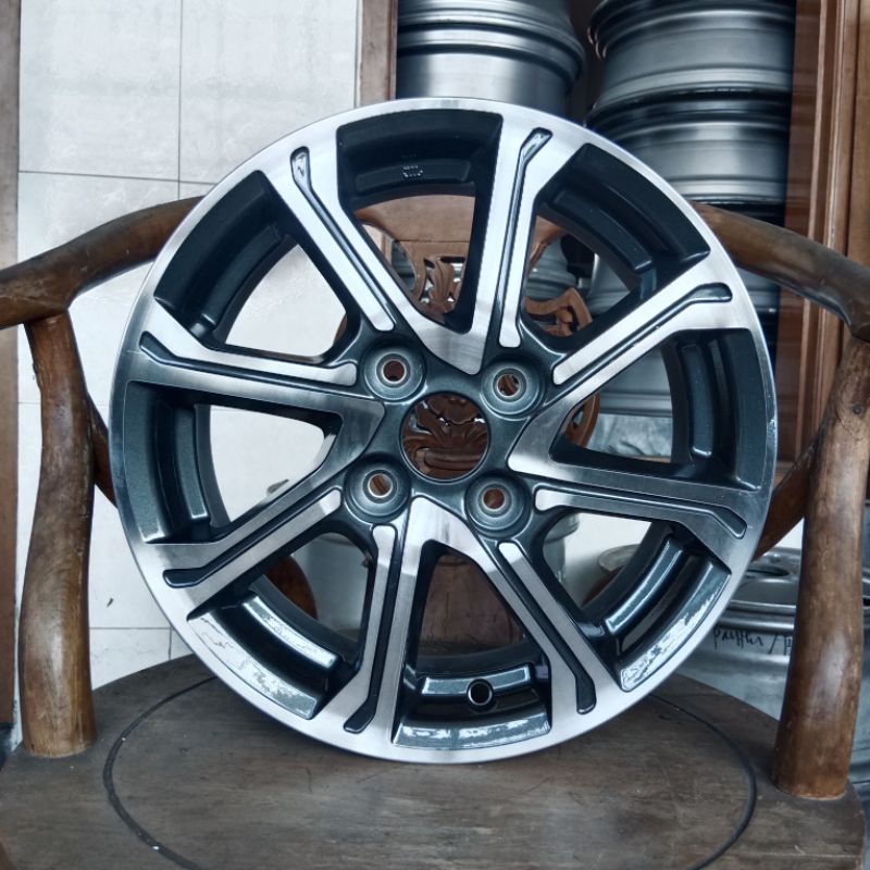 velg mobil toyota sigra, r14, lubang 4, pcd100 original