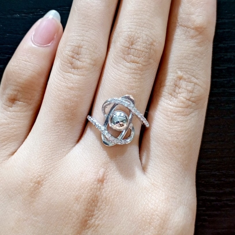 Cincin Wanita Fashion Zircon Mas Putih Uk12 17k 75% 2.2 gram (CM55)