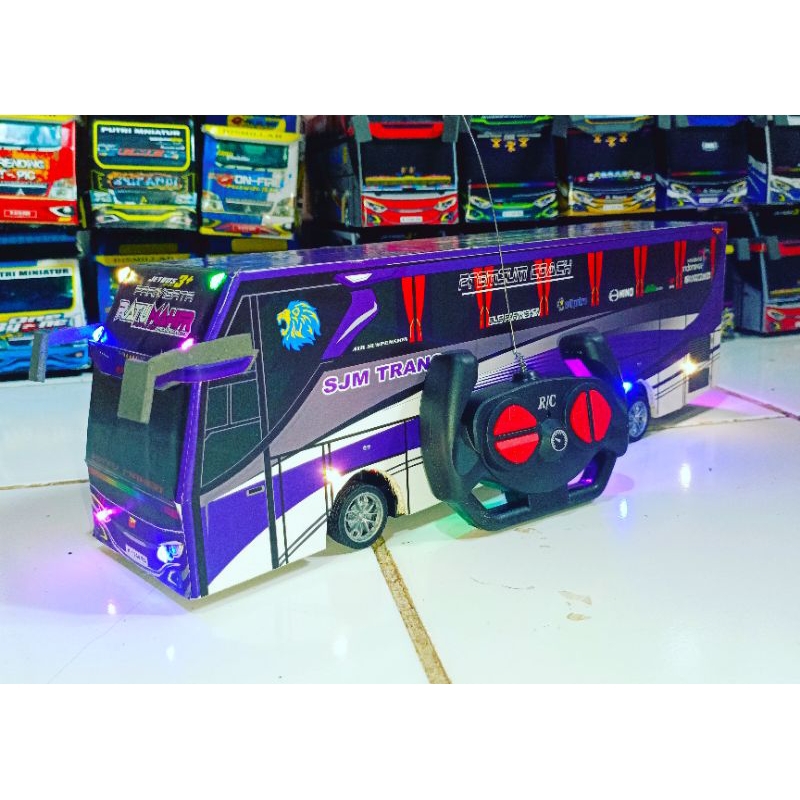 miniatur bus remote control ratu Maher Basuri