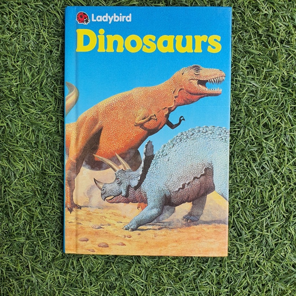 Buku Edukasi Anak Dinosaurus Bahasa Inggris - Preloved