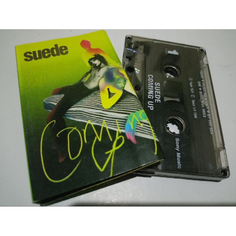 kaset Suede coming up