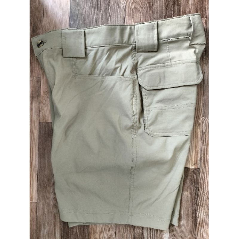 celana pendek carpenter brand duluth (sisa export)