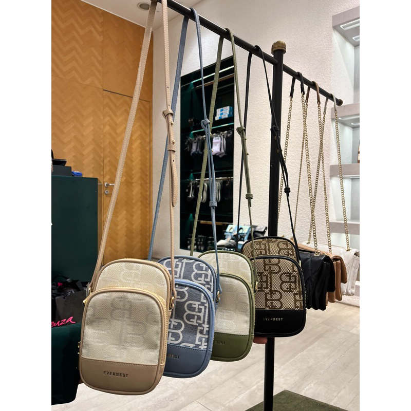 Tas wanita slempang Everbest original