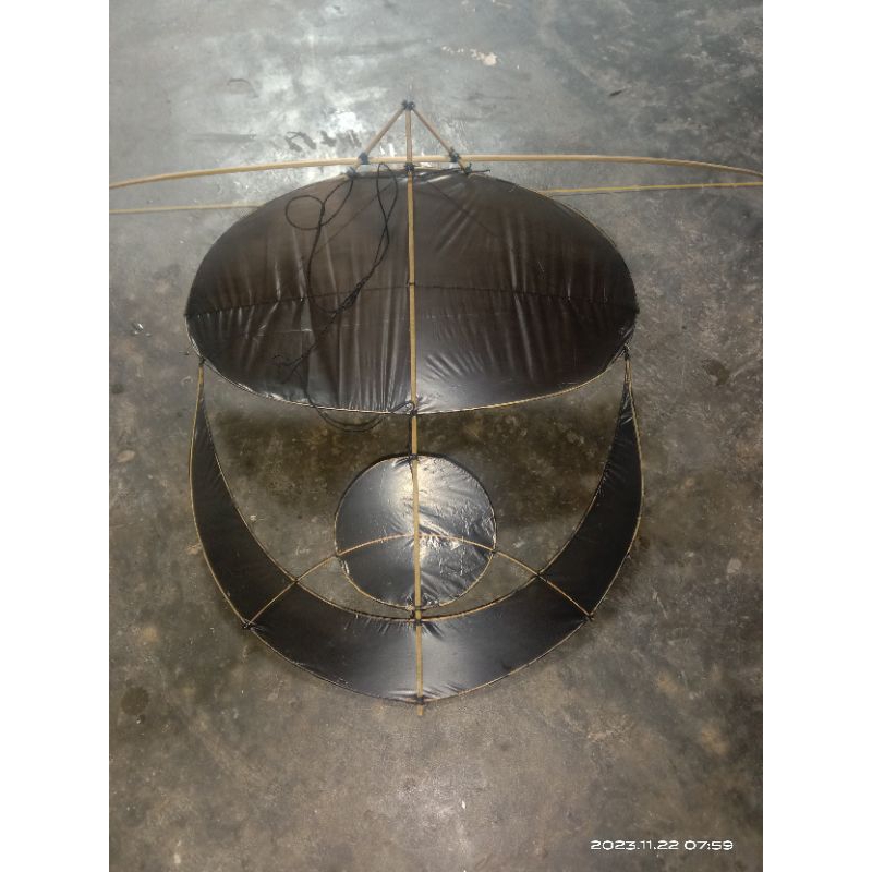 layangan gapangan bulanan satu jengkal sudah setting terbang