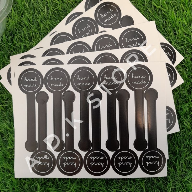 

[1 PACK = 30 pcs] Stiker label handmade hitam