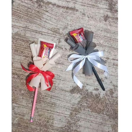 

buket/gift mini pulpen pensil beng-beng share it | SPESIAL HARI GURU