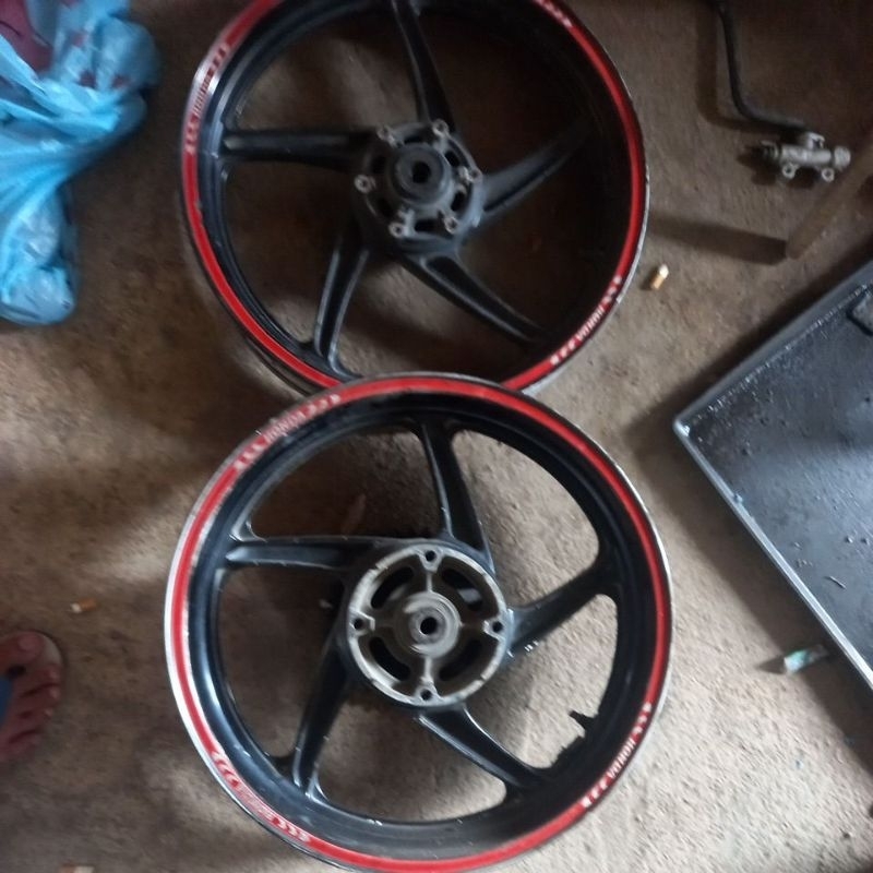 velg depan belakang CBR250R CBU thailand