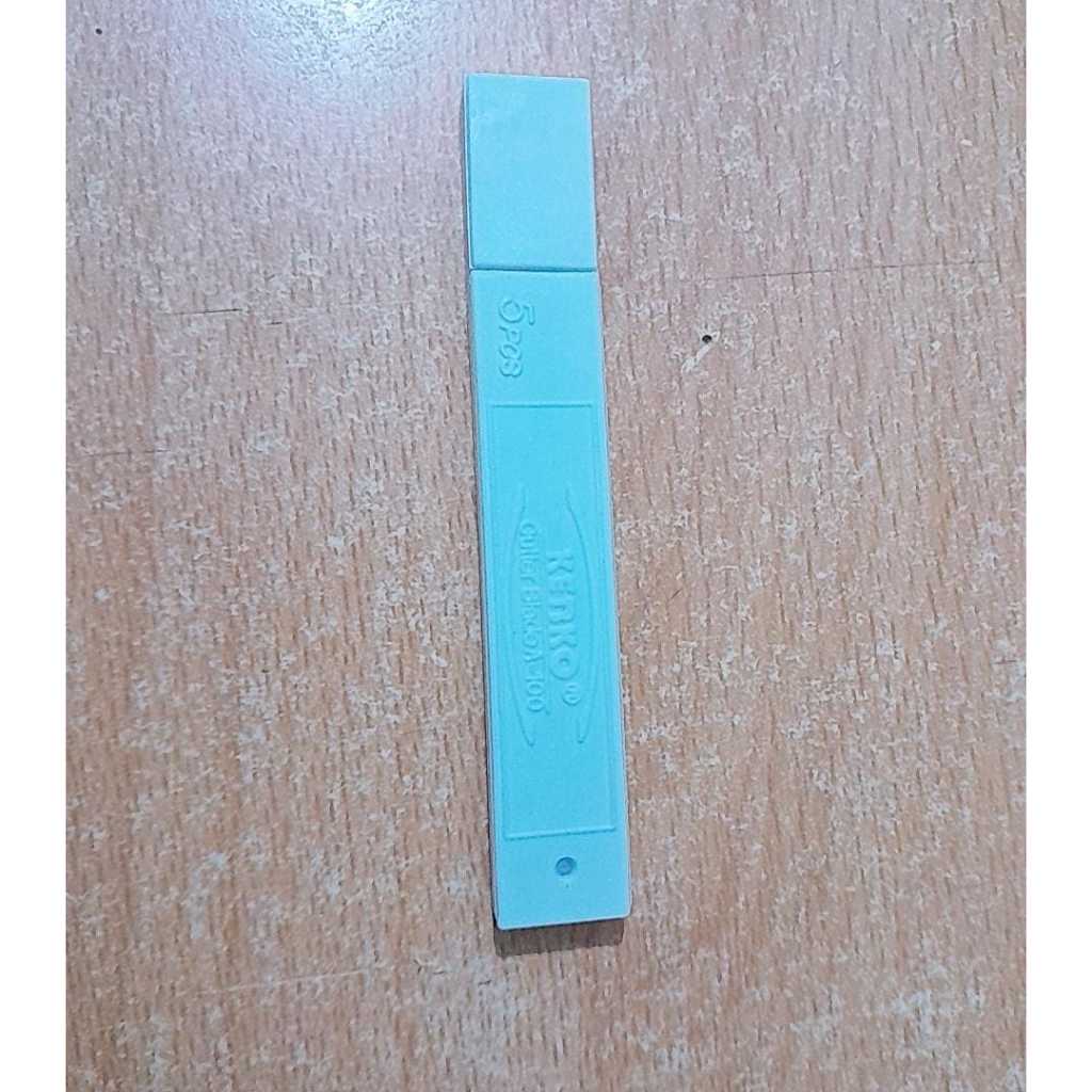 

isi ulang cutter kenko/ pisau isi cutter kenko A100