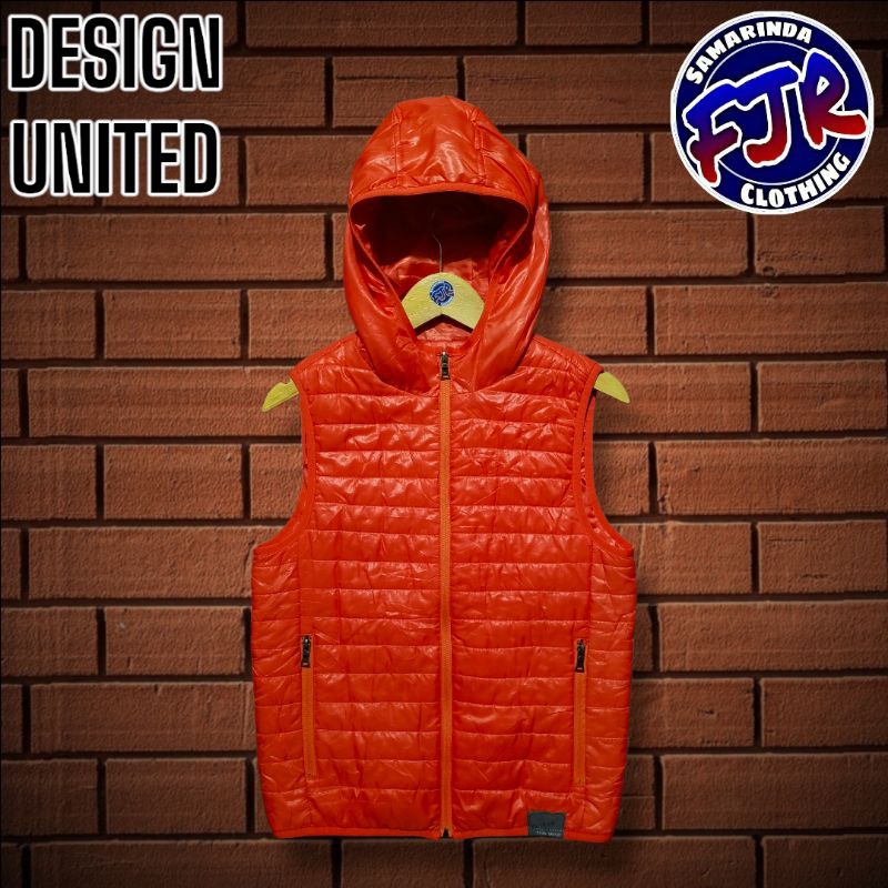 Design United Ultra Light Down Vest/Rompi Original