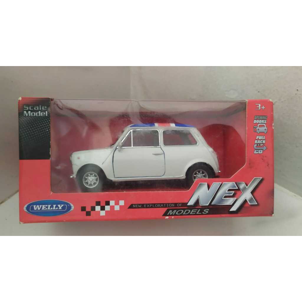 DIECAST NEX WELLY MINI COOPER 1300 MORRIS ENGLAND FLAG 1:32