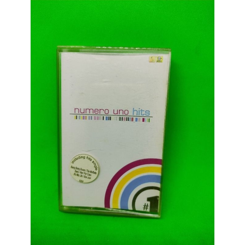 Kaset pita NUMERO UNO hits