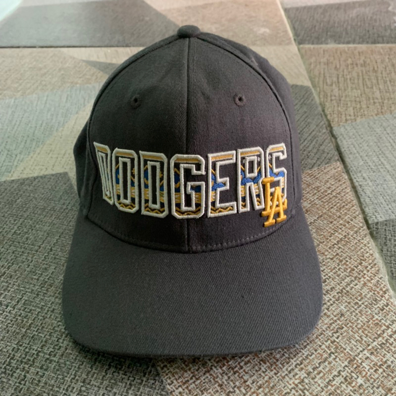 snapback topi mlb dodgers