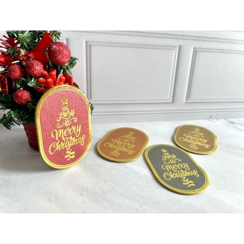 

Hiasan kotak kado natal bahan board bisa ditempel