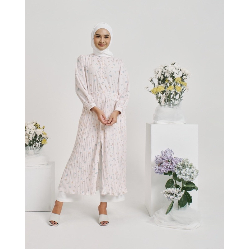 (Preloved) Tania Midi Dress In Moringa By Giyomi.ID