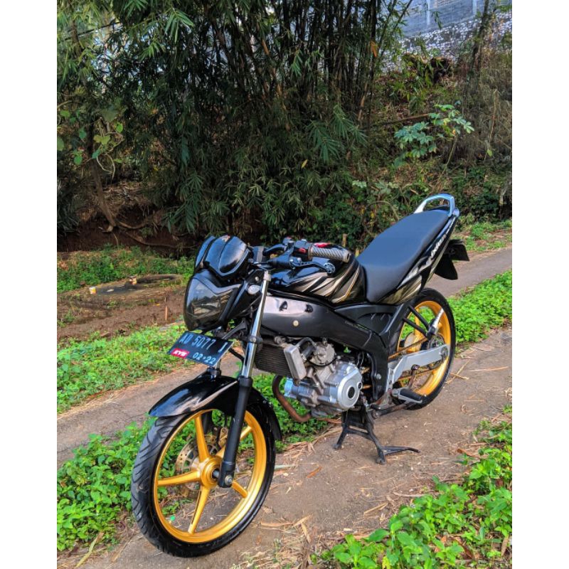 striping sticker lis decal standar ori yamaha vixion lama vixion old 2012 hitam