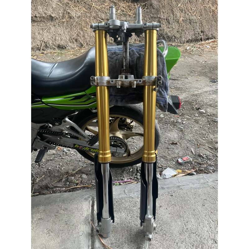 SHOCK DEPAN CRF 150 USD CRF 150 ORIGINAL COPOTAN