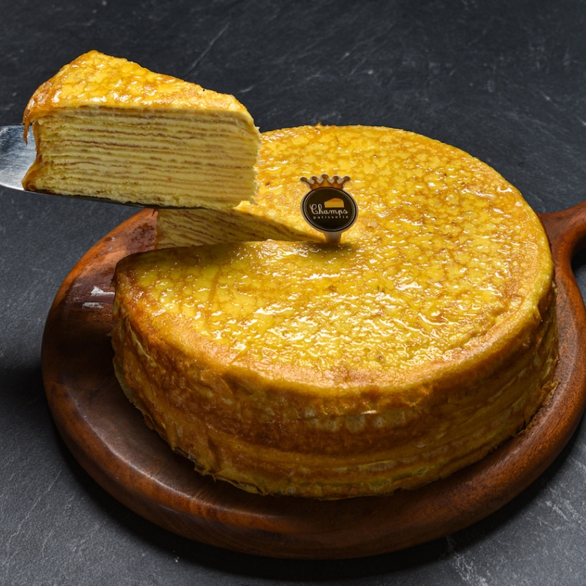 

Champs Patisserie Signature Japanese Mille Crepes PREMIUM Ø20cm | Japanese Layer Cake Premium