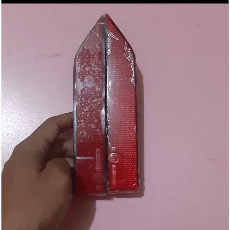 reflektor bemper belakang mobil avanza veloz tahun 2018-2023