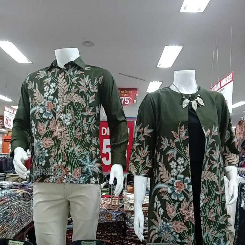 BATIK COUPLE ARTHALOKA