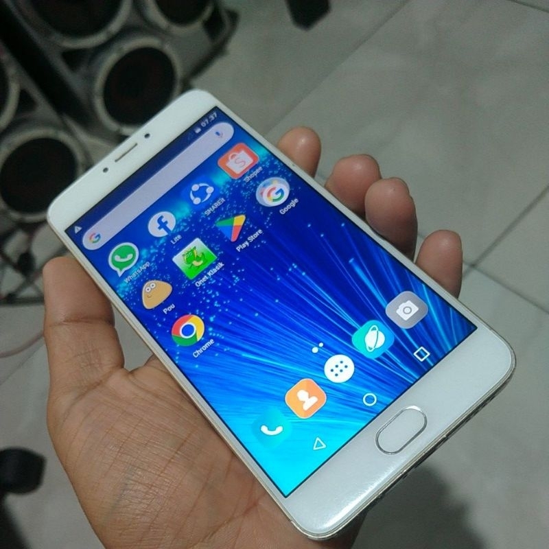 HP Luna G55 Normal Ram 4gb sinyal 4G LTE