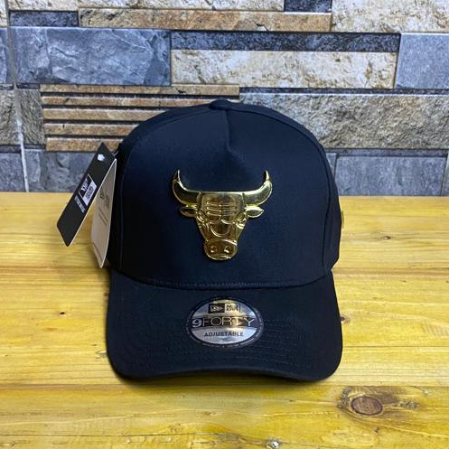 TOPI BASEBALL HITAM LOGO BANTENG BESI GOLD