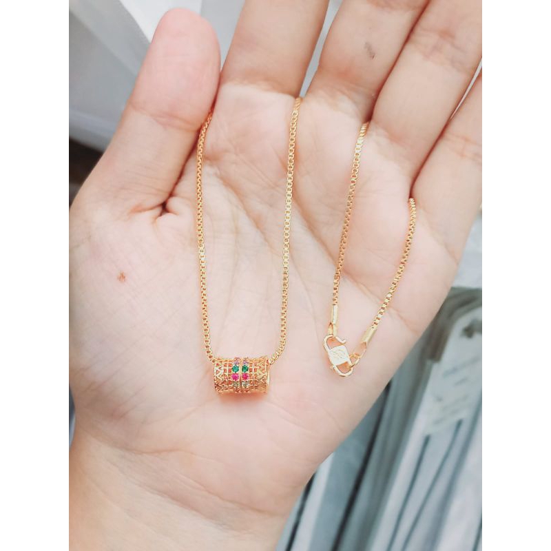 KALUNG YAXIYA PLUS LIONTIN TABUNG KOMBINASI PERMATA CANTIK A02