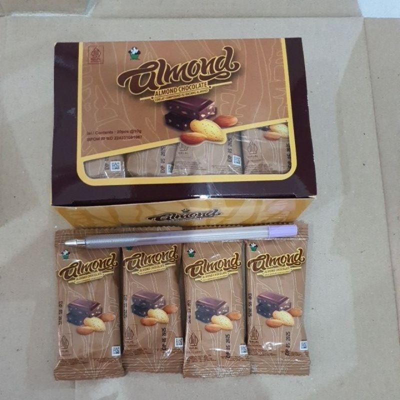 

TOBELO ALMOND CHOCOLATE COMPOUND BAR (PACK isi 20pcs)