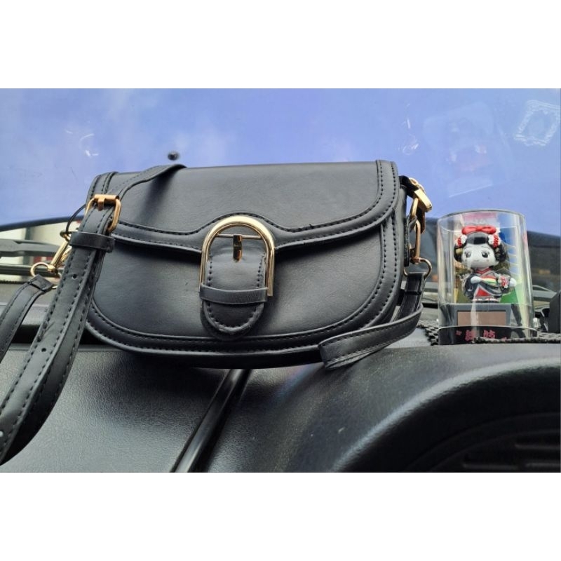 Tas Selempang Mini Wanita Slingbag Kulit Sinte 3 Ruang preloved Seken Bekas